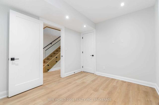 44 Monkton Ave, House detached with 4 bedrooms, 5 bathrooms and 5 parking in Toronto ON | Image 27
