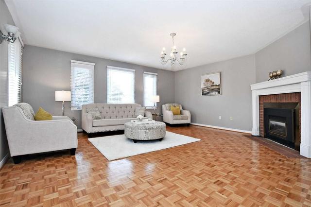 1181 Jeff Dr, House detached with 4 bedrooms, 4 bathrooms and 4 parking in Oakville ON | Image 5