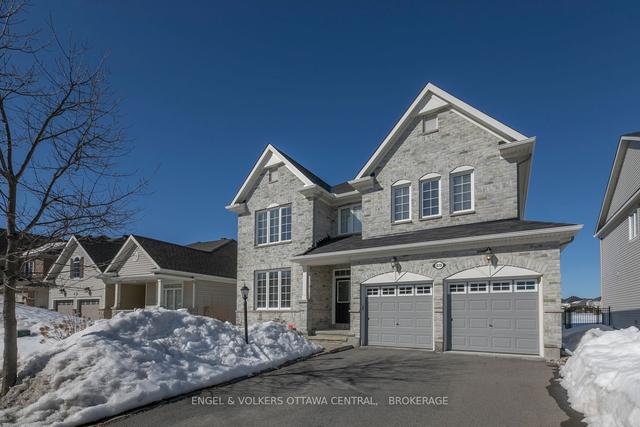 828 Kilbirnie Dr, House detached with 4 bedrooms, 4 bathrooms and 4 parking in Ottawa ON | Image 28