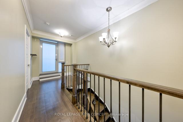 th4 - 15 Viking Lane, Townhouse with 3 bedrooms, 6 bathrooms and 2 parking in Toronto ON | Image 8