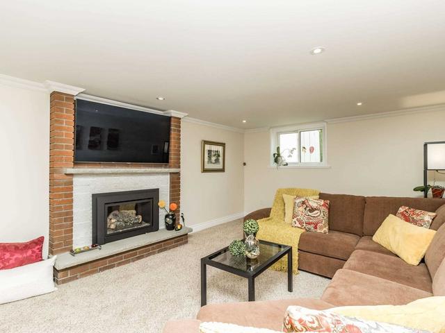 2726 Crystalburn Ave, House detached with 3 bedrooms, 2 bathrooms and 4 parking in Mississauga ON | Image 11