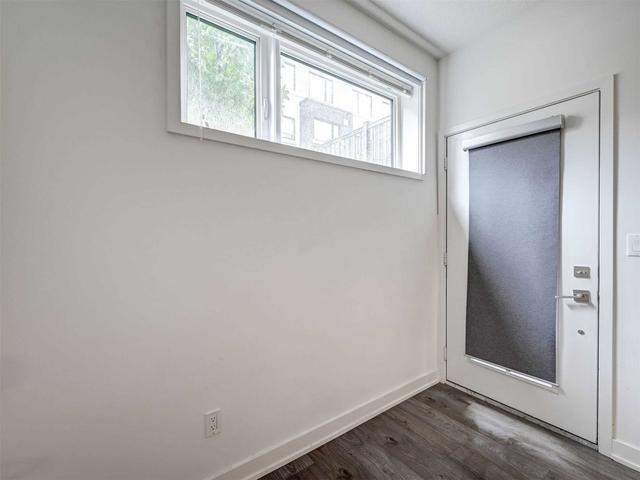409 - 1141 Cooke Blvd, Townhouse with 1 bedrooms, 1 bathrooms and 1 parking in Burlington ON | Image 2