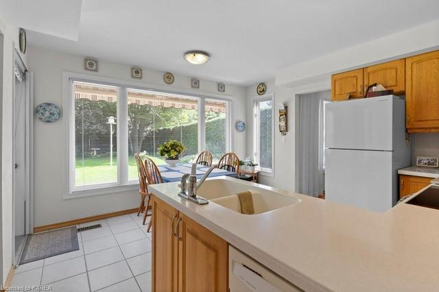 918 Edinborough Crescent, House detached with 4 bedrooms, 2 bathrooms and 6 parking in Kingston ON | Image 42