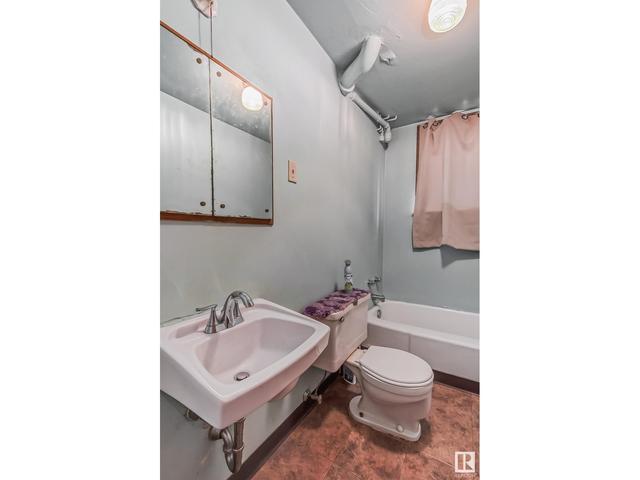 9547 103a Av Nw, Home with 0 bedrooms, 0 bathrooms and 4 parking in Edmonton AB | Image 38