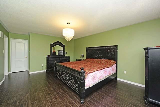 27 Culture Cres, House detached with 3 bedrooms, 3 bathrooms and 2 parking in Brampton ON | Image 14
