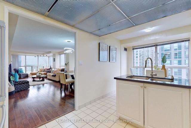sph#211 - 28 Hollywood Ave, Condo with 2 bedrooms, 2 bathrooms and 1 parking in Toronto ON | Image 10