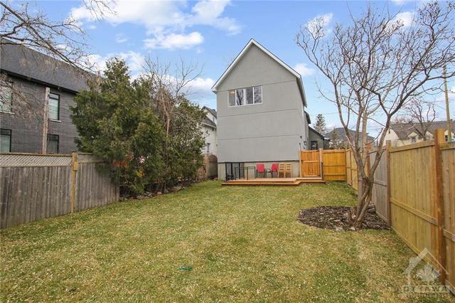 334 Fifth Avenue, House detached with 3 bedrooms, 3 bathrooms and 2 parking in Ottawa ON | Image 27