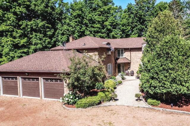 8644 Canyon Rd, House detached with 4 bedrooms, 3 bathrooms and 13 parking in Milton ON | Image 12