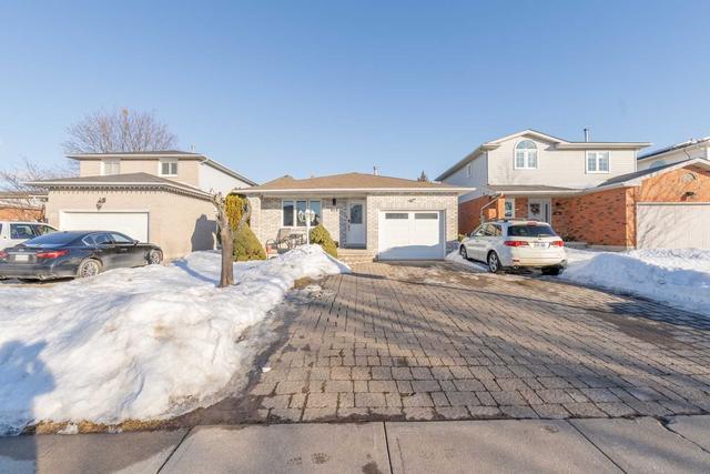616 Acadia Dr, House detached with 3 bedrooms, 2 bathrooms and 3 parking in Hamilton ON | Image 23