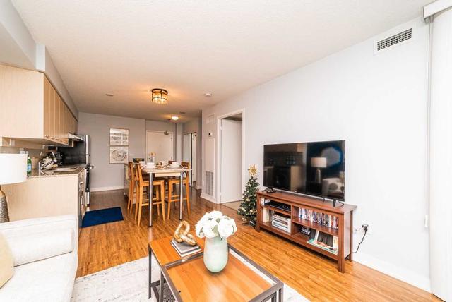 311 - 19 Singer Crt, Condo with 1 bedrooms, 1 bathrooms and 0 parking in Toronto ON | Image 11