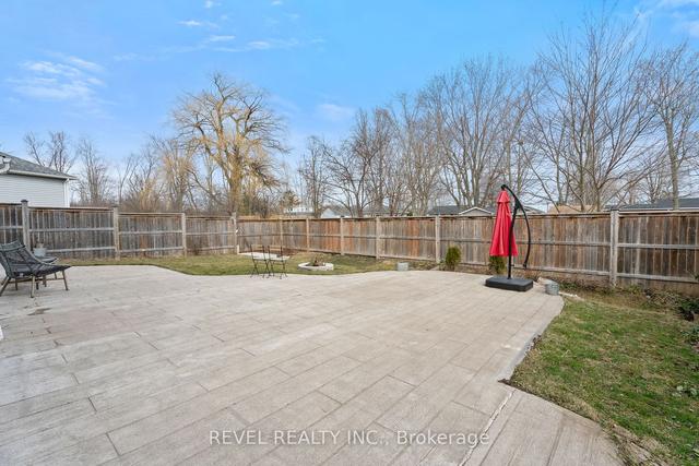 1018 Kerby St, House detached with 3 bedrooms, 4 bathrooms and 8 parking in Fort Erie ON | Image 27