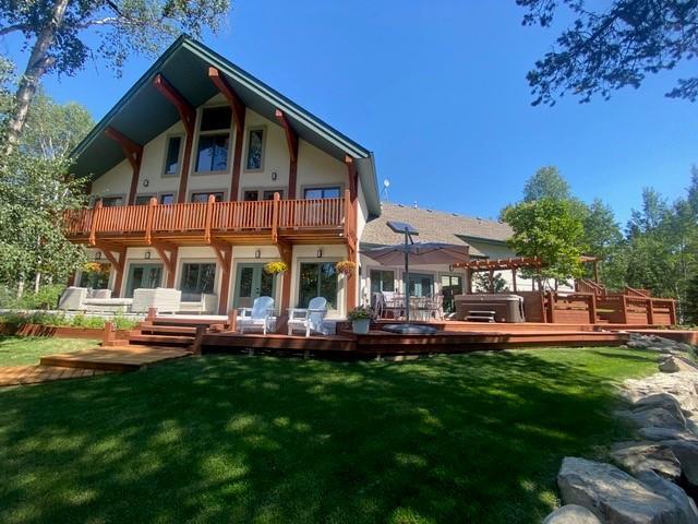 76 West Ferrier Drive, House detached with 4 bedrooms, 3 bathrooms and 8 parking in Clearwater County AB | Image 2