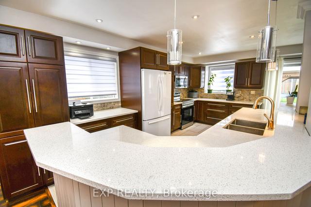 30 Aikens Cres, House attached with 3 bedrooms, 3 bathrooms and 3 parking in Barrie ON | Image 26