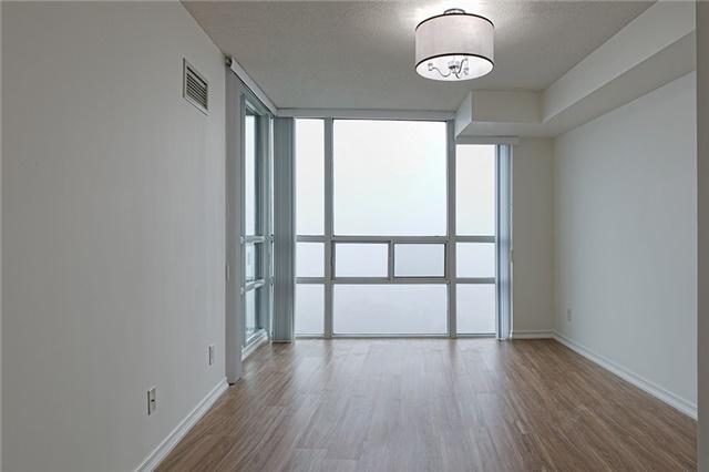 Lph3 - 503 Beecroft Rd, Condo with 2 bedrooms, 2 bathrooms and 1 parking in Toronto ON | Image 10