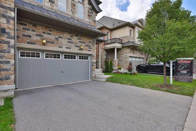 2470 Village Common, House attached with 4 bedrooms, 5 bathrooms and 4 parking in Oakville ON | Image 12