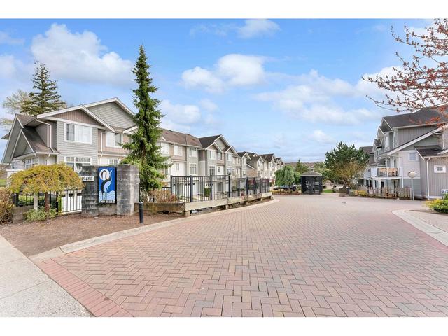 12 - 19480 66 Avenue, House attached with 3 bedrooms, 3 bathrooms and 2 parking in Surrey BC | Image 25