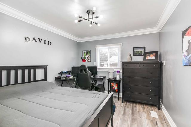 45 Amherst Ave, House semidetached with 3 bedrooms, 2 bathrooms and 5 parking in Toronto ON | Image 5