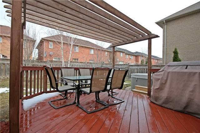 119 Woodbury Cres, House detached with 3 bedrooms, 4 bathrooms and 4 parking in Newmarket ON | Image 19