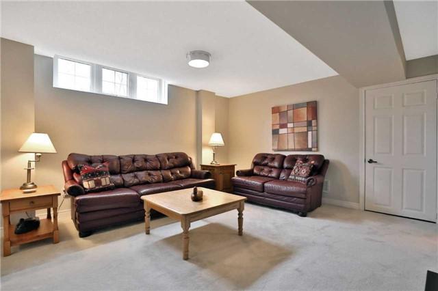 1 - 223 Rebecca St, Townhouse with 2 bedrooms, 3 bathrooms and 2 parking in Oakville ON | Image 15