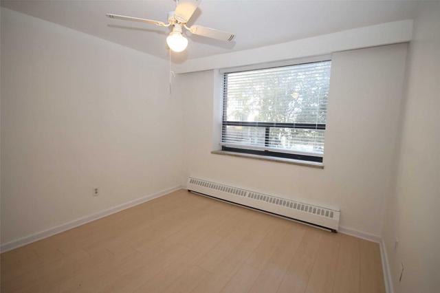201 - 915 Midland Ave, Condo with 1 bedrooms, 1 bathrooms and 1 parking in Toronto ON | Image 8