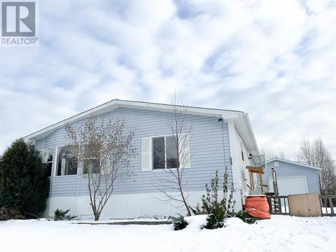 26 Pine Rd, House detached with 3 bedrooms, 2 bathrooms and null parking in Red Lake ON | Card Image
