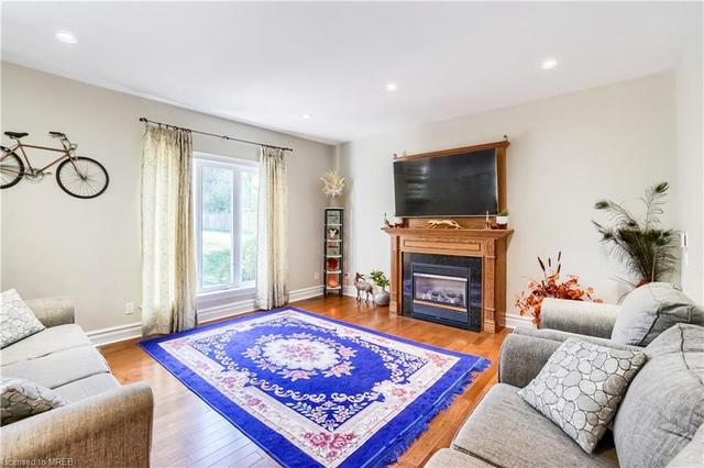 30 Farrow Road, House detached with 5 bedrooms, 3 bathrooms and 8 parking in Brant ON | Image 16