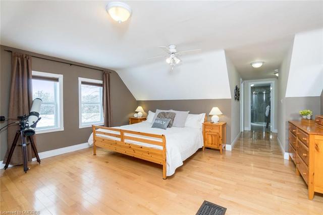 12109 Tenth Line, House detached with 4 bedrooms, 2 bathrooms and 11 parking in Halton Hills ON | Image 23