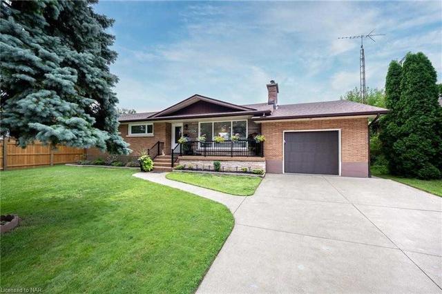 5117 Shirley Ave, House detached with 2 bedrooms, 1 bathrooms and 2 parking in Niagara Falls ON | Image 1
