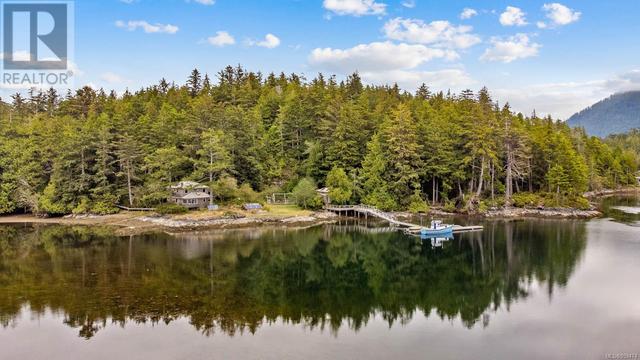 lot 9 Nuchatlitz Island, House detached with 3 bedrooms, 2 bathrooms and null parking in Strathcona A BC | Image 1