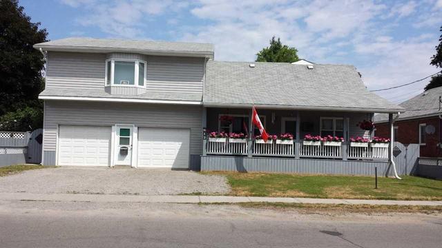 612 Romaine St, House detached with 7 bedrooms, 5 bathrooms and 2 parking in Peterborough ON | Image 1