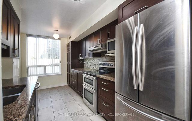 210 - 18 Hillcrest Ave, Condo with 2 bedrooms, 2 bathrooms and 1 parking in Toronto ON | Image 12