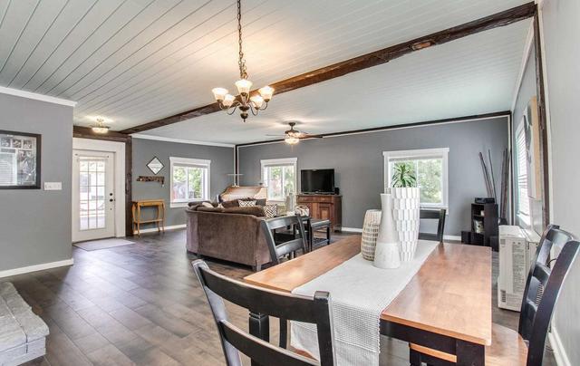 1736 Kirkfield Rd, House detached with 2 bedrooms, 2 bathrooms and 8 parking in Kawartha Lakes ON | Image 5