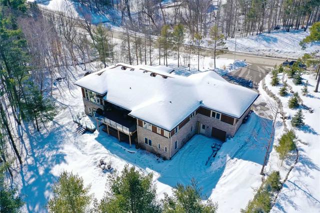 2055 Forest Valley Dr, House detached with 3 bedrooms, 4 bathrooms and 18 parking in Innisfil ON | Image 32
