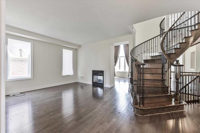 12 Franmar Rd, House detached with 4 bedrooms, 4 bathrooms and 4 parking in Brampton ON | Image 6