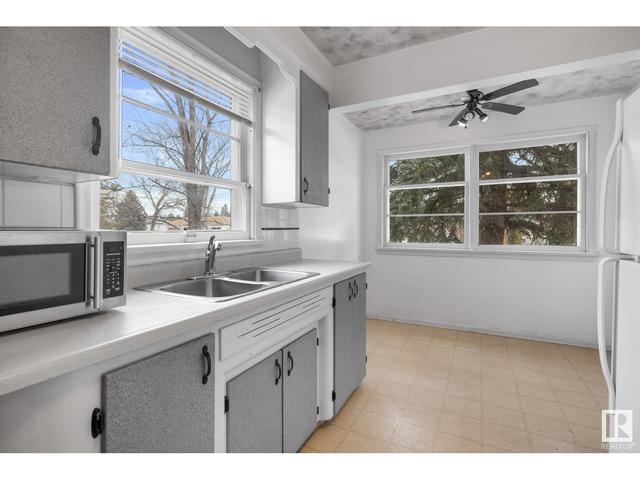 11112/11116 116 St Nw Nw, House attached with 2 bedrooms, 4 bathrooms and null parking in Edmonton AB | Image 19