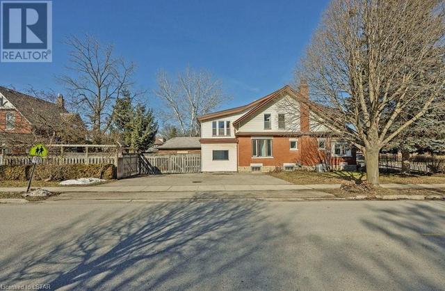 241 Ridout Street S, House other with 5 bedrooms, 2 bathrooms and 4 parking in London ON | Image 2