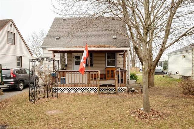 448 Hamilton St, House detached with 2 bedrooms, 1 bathrooms and 2 parking in Peterborough ON | Image 17