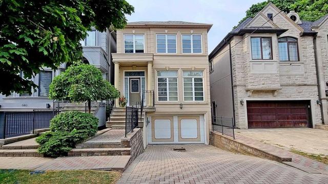 678 Bedford Park Ave, House detached with 4 bedrooms, 5 bathrooms and 4 parking in Toronto ON | Image 12