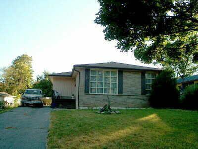 17 Daphne Cres, House detached with 3 bedrooms, 2 bathrooms and 1 parking in Barrie ON | Image 1