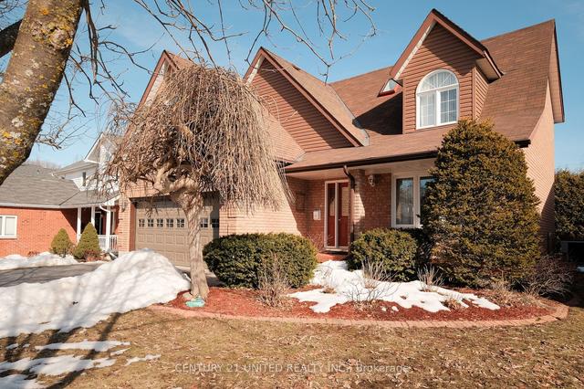 672 Fortye Dr, House detached with 3 bedrooms, 4 bathrooms and 6 parking in Peterborough ON | Image 30