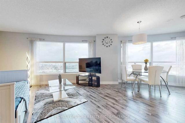 2903 - 38 Lee Centre Dr, Condo with 2 bedrooms, 2 bathrooms and 1 parking in Toronto ON | Image 39