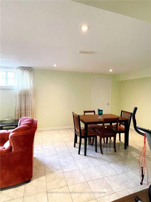 bsmt - 114 Perivale Cres, House detached with 2 bedrooms, 1 bathrooms and 2 parking in Toronto ON | Image 7