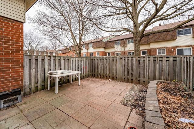23 - 30 Heslop Rd, Townhouse with 3 bedrooms, 3 bathrooms and 2 parking in Milton ON | Image 9