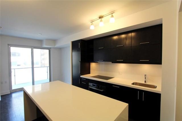1001 - 1080 Bay St, Condo with 1 bedrooms, 1 bathrooms and null parking in Toronto ON | Image 2