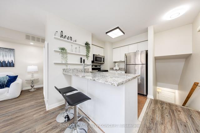 330 - 26 Douro St, Townhouse with 2 bedrooms, 2 bathrooms and 0 parking in Toronto ON | Image 31