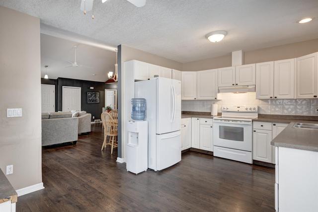 830 Westmount Drive, Home with 3 bedrooms, 3 bathrooms and 4 parking in Wheatland County AB | Image 16