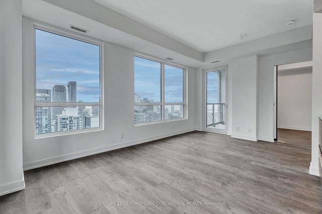 4506 - 108 Peter St, Condo with 2 bedrooms, 2 bathrooms and 1 parking in Toronto ON | Image 3