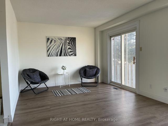 60 - 32 Mowat Blvd, Townhouse with 3 bedrooms, 3 bathrooms and 1 parking in Kitchener ON | Image 9