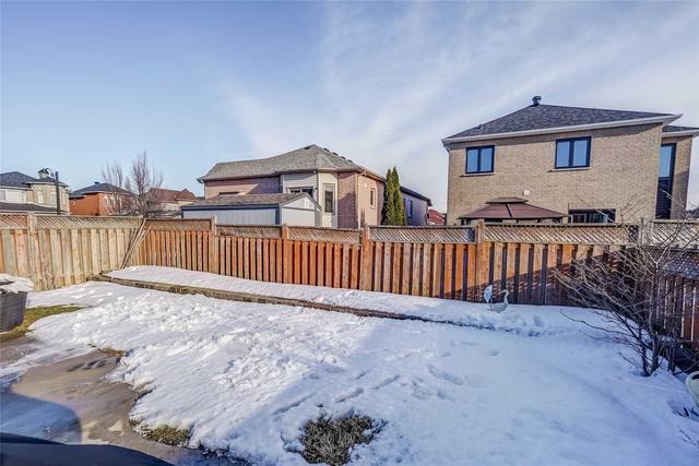 27 Frustac Tr, House detached with 4 bedrooms, 3 bathrooms and 6 parking in Caledon ON | Image 22