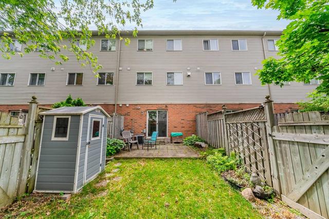 76 Aspen Pkwy, Townhouse with 3 bedrooms, 2 bathrooms and 2 parking in Whitby ON | Image 24